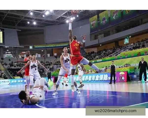 CBA新赛季揭幕战精彩纷呈年轻球员表现抢眼引关注