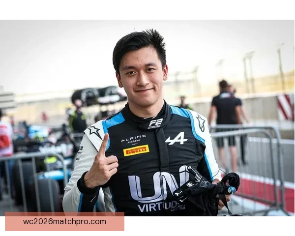 F1赛季最新动态分析各车队竞争格局与车手表现